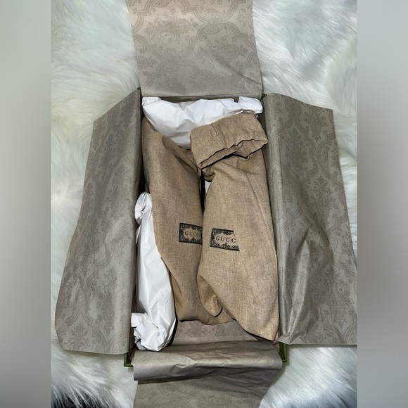 Gucci - Kika Canvas Thong Sandals - Picture 14 of 16